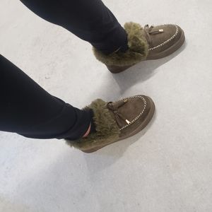 Olive Fur Slides